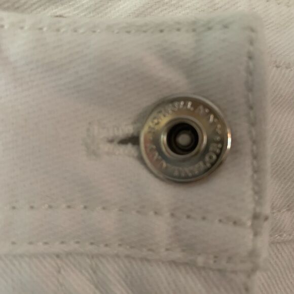 Ann Taylor Modern fit/Lindsay Waist Size 2 White Capri - Picture 6 of 7